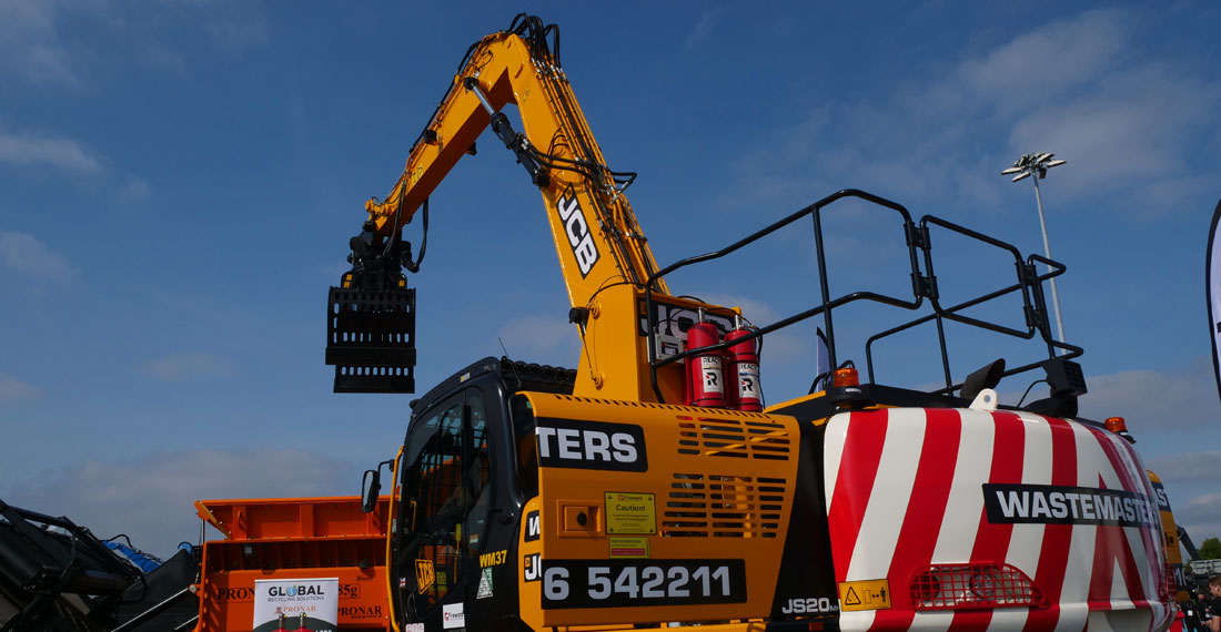 01-Fireward-Automatic-Fire-Suppression-JCB-JS20MH-hero-01