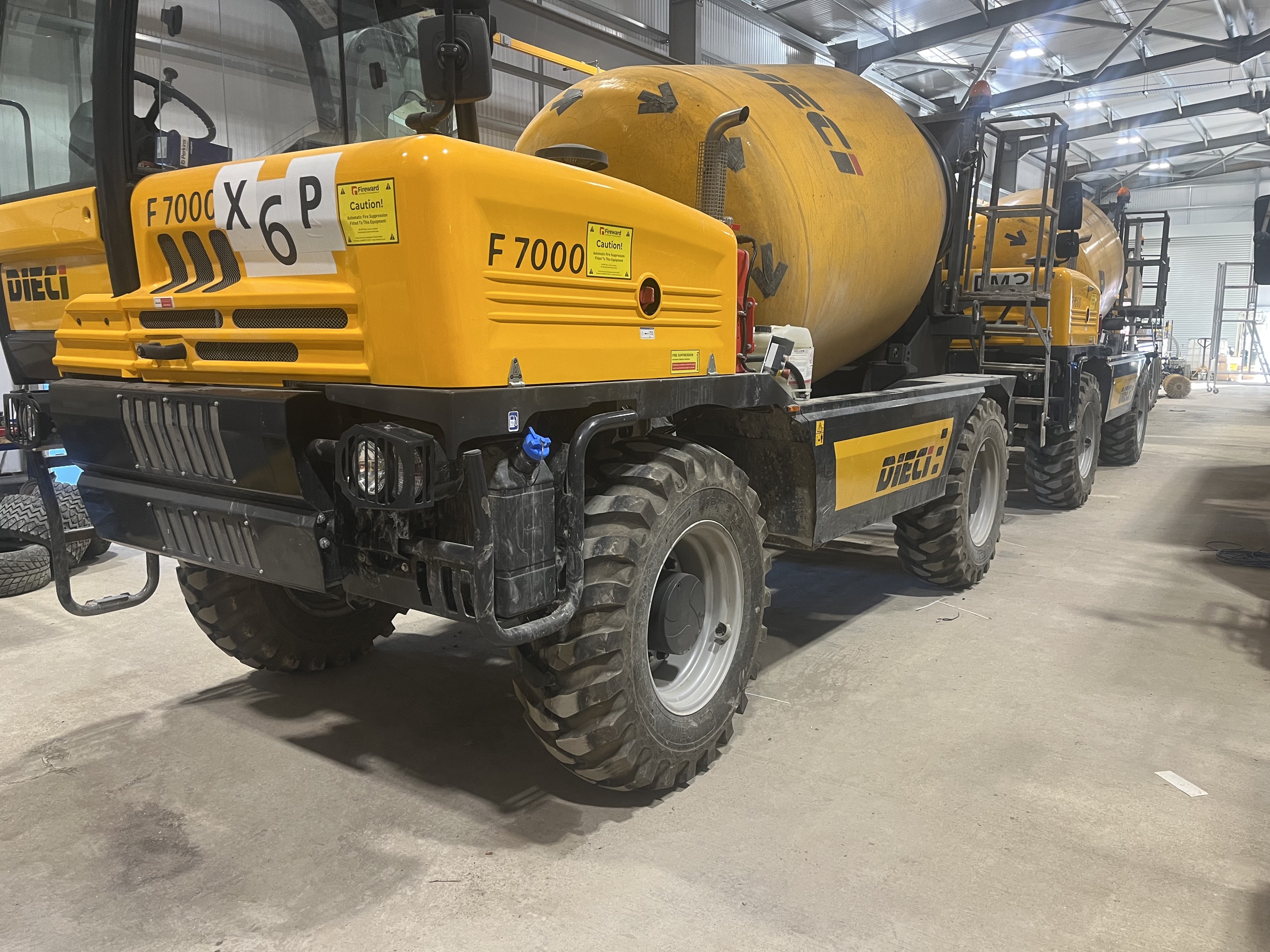 DEICI F7000L Cement Mixer 